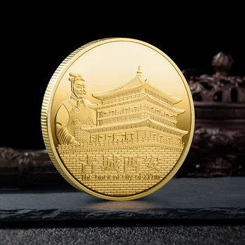 Китайский город Сиань Древний город Золотые монеты для туристов